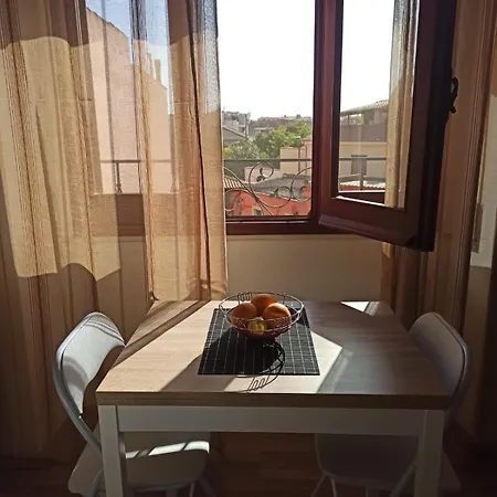 Piazza San Giorgio 2 *